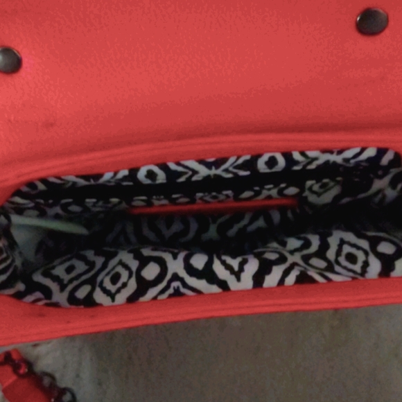 A kids, fun to play with bag. - Picture 2 of 3